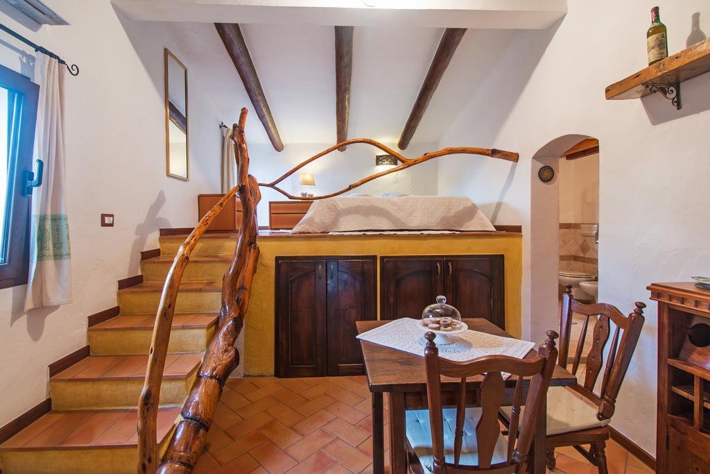 Casa Vacanze San Pantaleo Villa Buitenkant foto