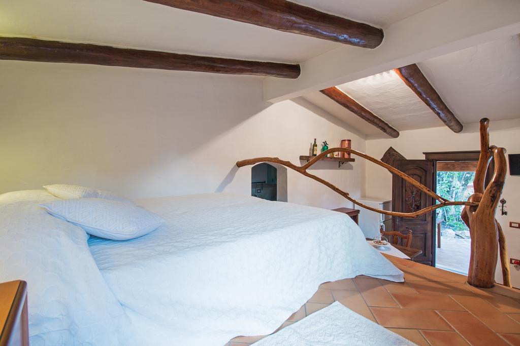 Casa Vacanze San Pantaleo Villa Buitenkant foto